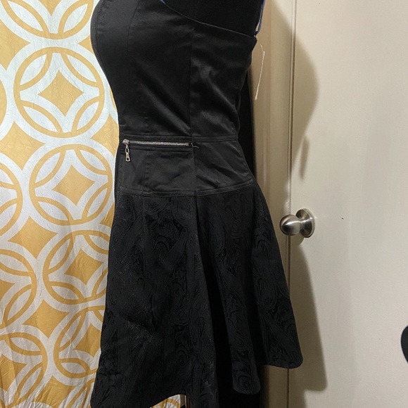 Forever 21 Paisley and Satin Mini Dress - Picture 4 of 12